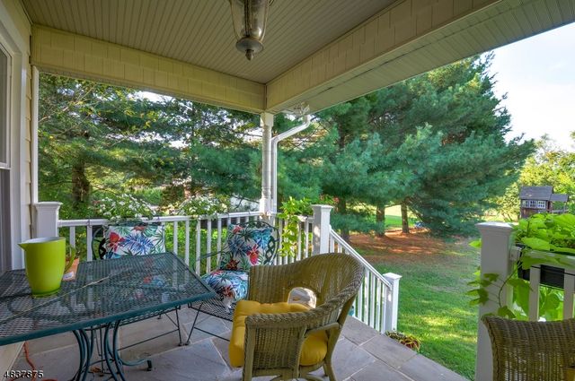 29 1St St, Franklin Twp., NJ 08873