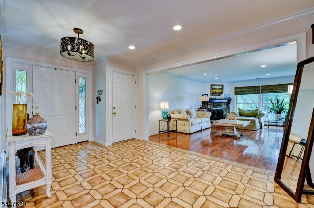 29 1St St, Franklin Twp., NJ 08873 — photo 5
