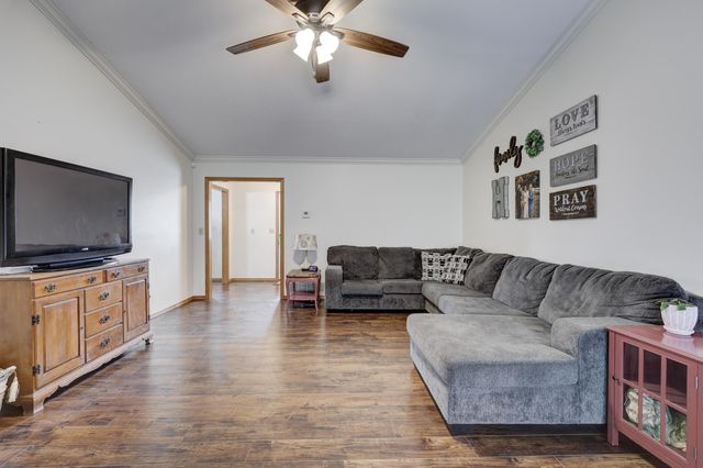 1422 Hearrell, Neosho, MO 64850