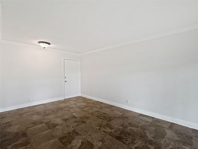 2970 NE 16th Ave 102B, Oakland Park, FL 33334