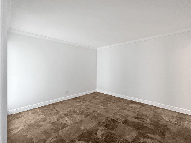 2970 NE 16th Ave 102B, Oakland Park, FL 33334