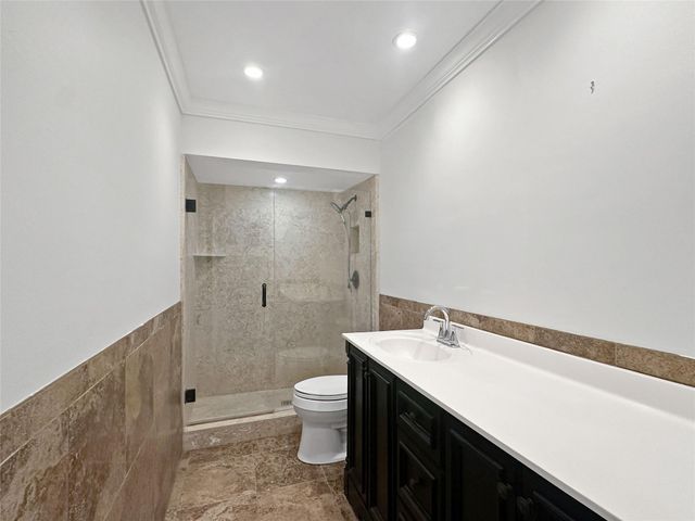 2970 NE 16th Ave 102B, Oakland Park, FL 33334