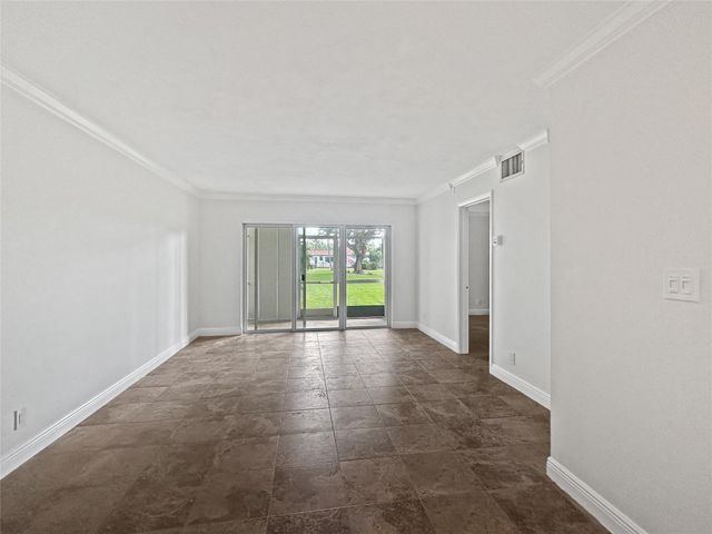 2970 NE 16th Ave 102B, Oakland Park, FL 33334