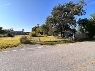 2636 Waco Street, Baytown, TX 77521