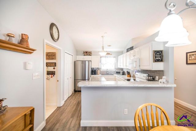 216 S Houston Springs Boulevard, Perry, GA 31069