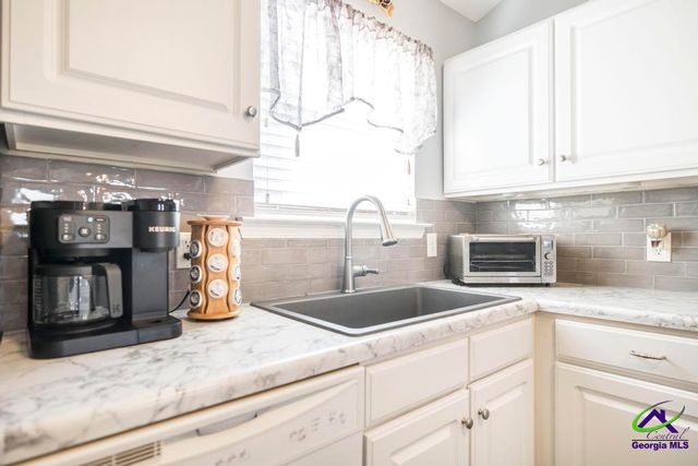 216 S Houston Springs Boulevard, Perry, GA 31069