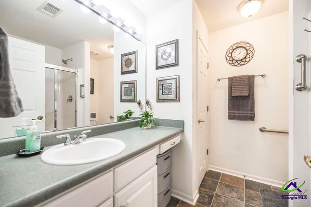 216 S Houston Springs Boulevard, Perry, GA 31069