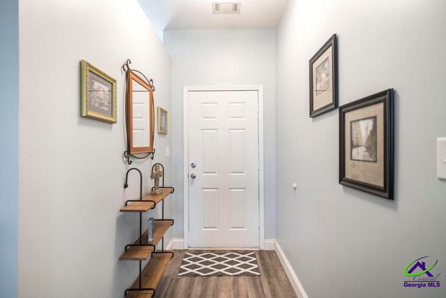 216 S Houston Springs Boulevard, Perry, GA 31069