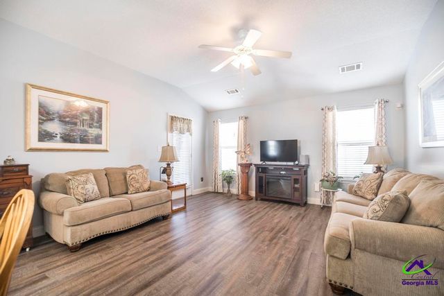 216 S Houston Springs Boulevard, Perry, GA 31069