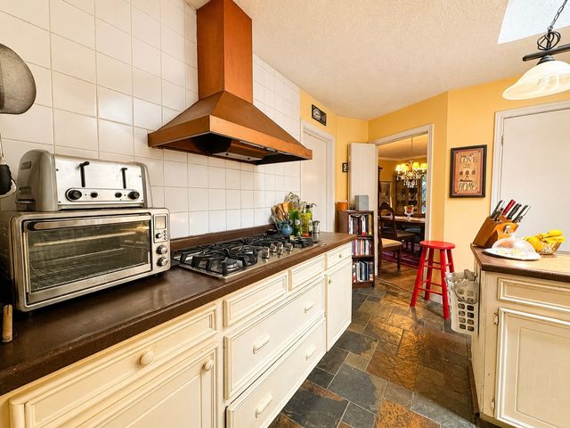 7260 Alto Caro Drive, Dallas, TX 75248