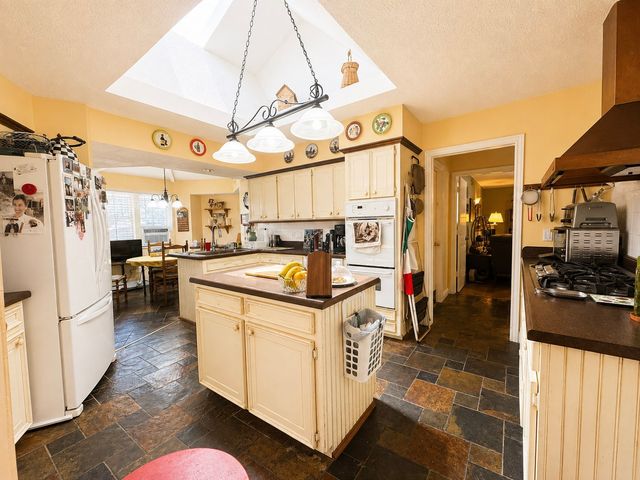 7260 Alto Caro Drive, Dallas, TX 75248