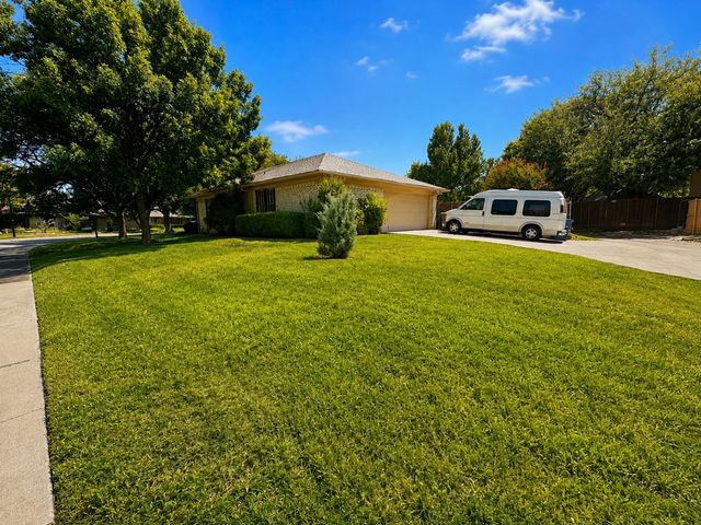 7260 Alto Caro Drive, Dallas, TX 75248