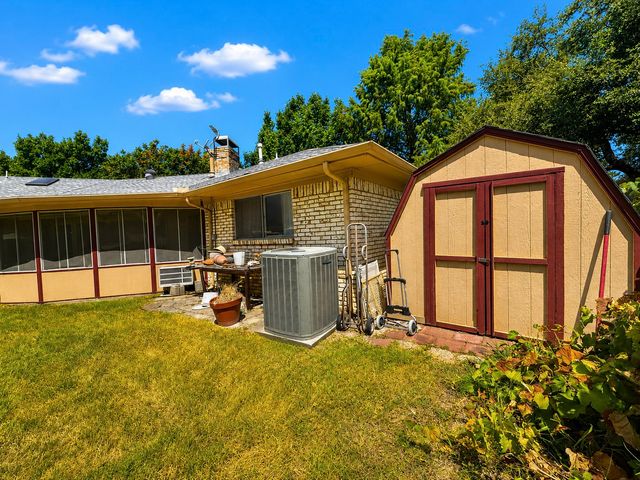 7260 Alto Caro Drive, Dallas, TX 75248