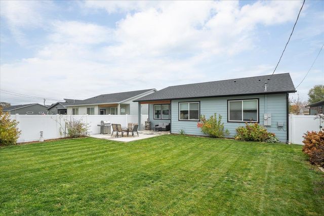 4911 E Grace Ave, Spokane, WA 99217