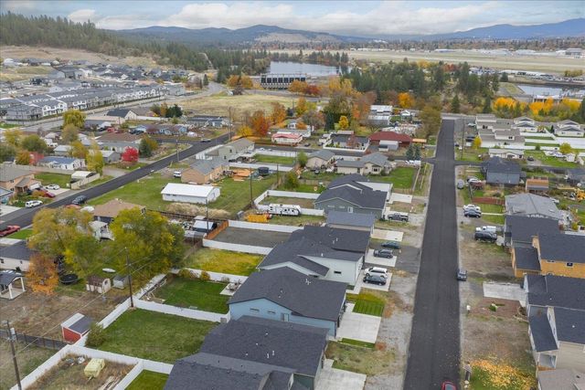 4911 E Grace Ave, Spokane, WA 99217