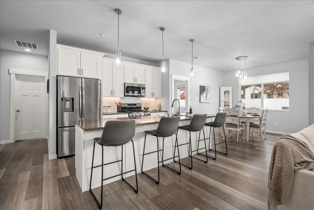 4911 E Grace Ave, Spokane, WA 99217