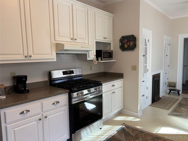 176 County Road 510 ., Verbena, AL 36091