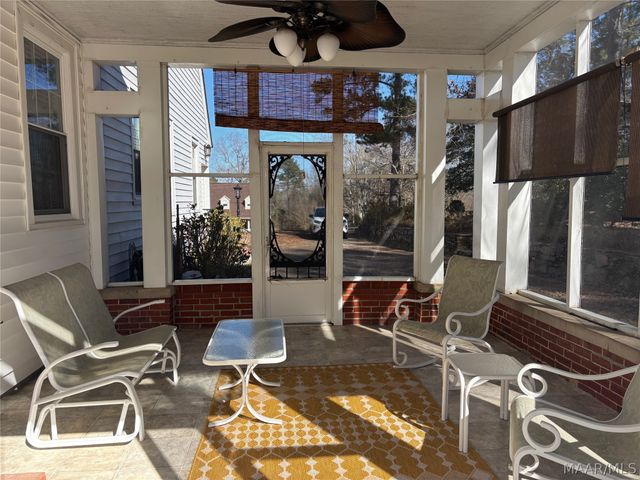 176 County Road 510 ., Verbena, AL 36091