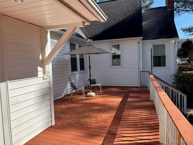 176 County Road 510 ., Verbena, AL 36091