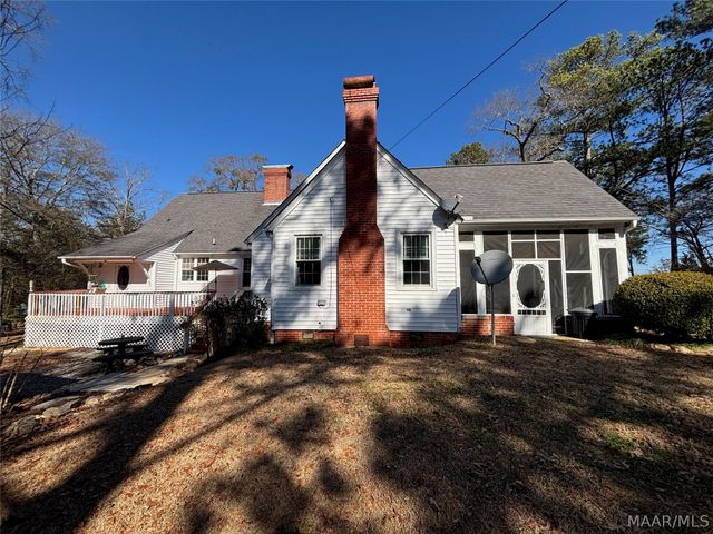 176 County Road 510 ., Verbena, AL 36091