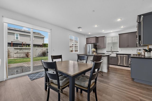 4025 Backwater Cove Cir, Roseville, CA 95747