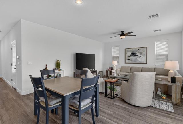 4025 Backwater Cove Cir, Roseville, CA 95747