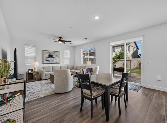 4025 Backwater Cove Cir, Roseville, CA 95747