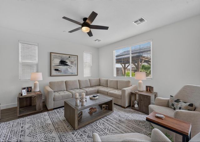 4025 Backwater Cove Cir, Roseville, CA 95747