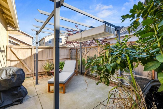 10939 Thorley Way, Rancho Cordova, CA 95670