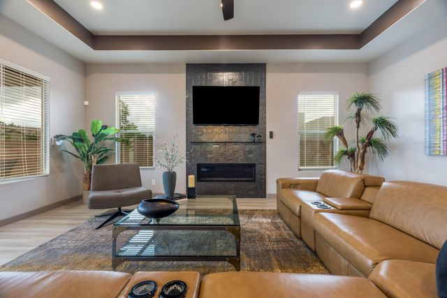 228 Lavender Place NW, Albuquerque, NM 87113