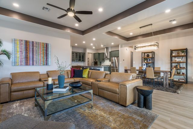 228 Lavender Place NW, Albuquerque, NM 87113