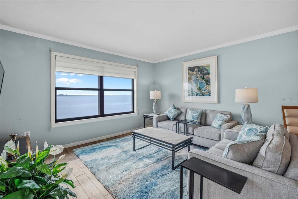 Image 4 of property listing at 6470 MOURNING DOVE DRIVE 401, Bradenton, FL 34210