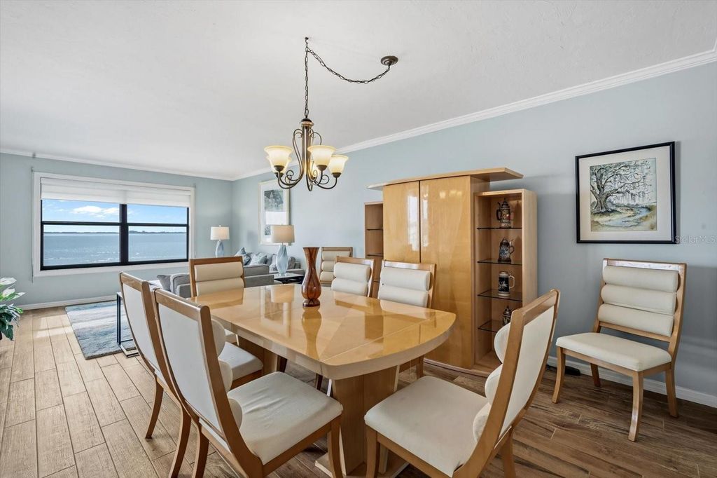 Image 7 of property listing at 6470 MOURNING DOVE DRIVE 401, Bradenton, FL 34210