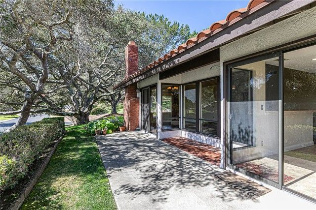 73 Stanford, Lompoc, CA 93436