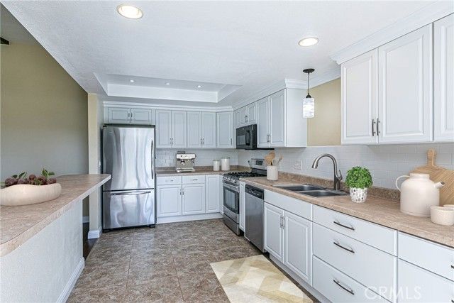 73 Stanford, Lompoc, CA 93436