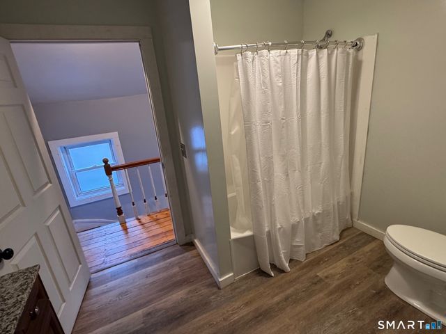 122 Broadway, Norwich, CT 06360