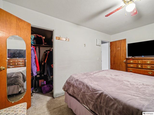 7104 South 71st Avenue, La Vista, NE 68128