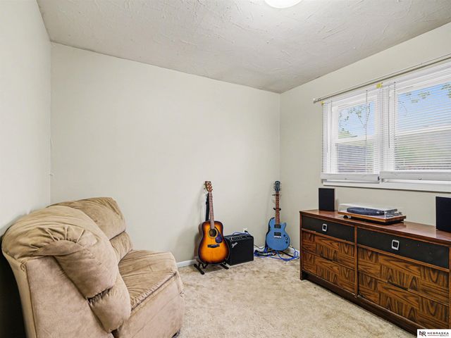 7104 South 71st Avenue, La Vista, NE 68128