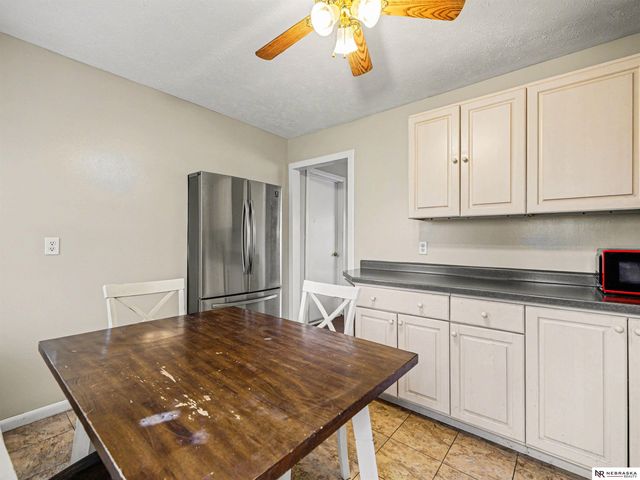 7104 South 71st Avenue, La Vista, NE 68128