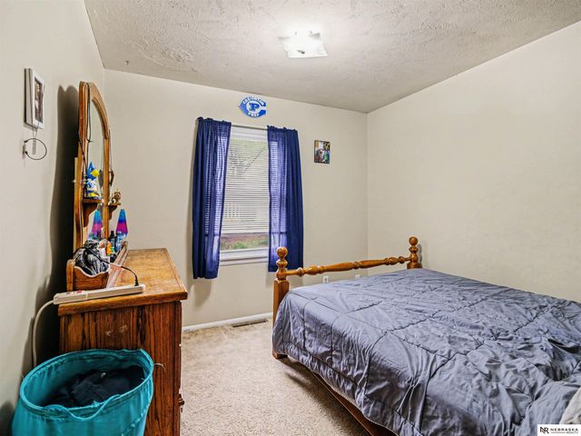 7104 South 71st Avenue, La Vista, NE 68128