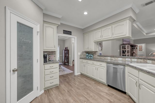 13422 Hidden Valley Drive, Montgomery, TX 77356
