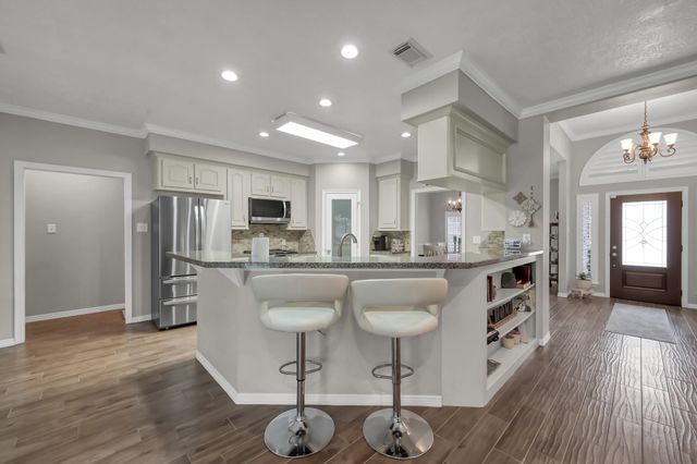 13422 Hidden Valley Drive, Montgomery, TX 77356