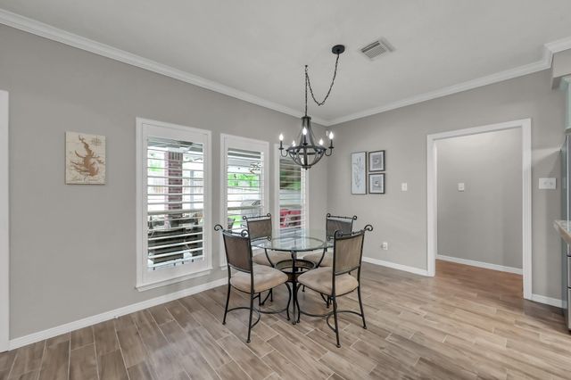 13422 Hidden Valley Drive, Montgomery, TX 77356