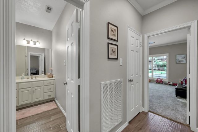 13422 Hidden Valley Drive, Montgomery, TX 77356