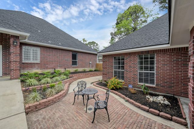 13422 Hidden Valley Drive, Montgomery, TX 77356