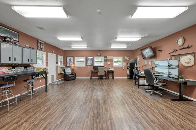 13422 Hidden Valley Drive, Montgomery, TX 77356