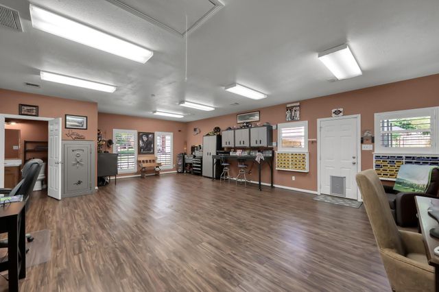 13422 Hidden Valley Drive, Montgomery, TX 77356