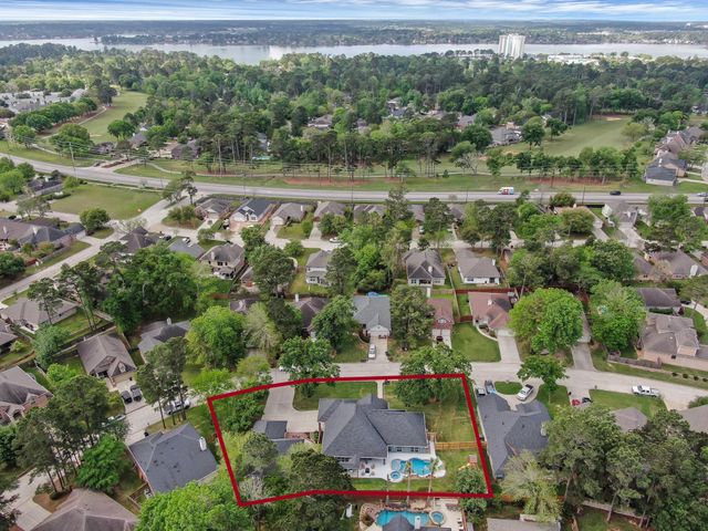 13422 Hidden Valley Drive, Montgomery, TX 77356