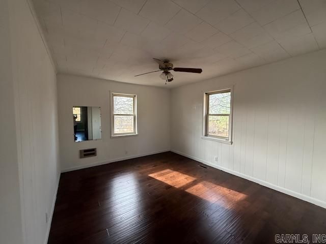 2389 Newport Rd, Batesville, AR 72501