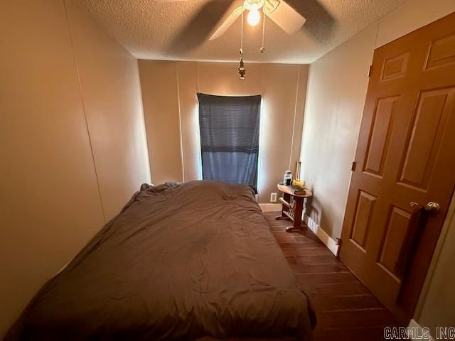 2389 Newport Rd, Batesville, AR 72501